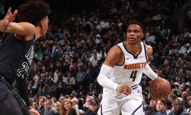 IM电竞官方网站-韦少回暖立功！变身掘金晴雨表：无愧板凳领袖