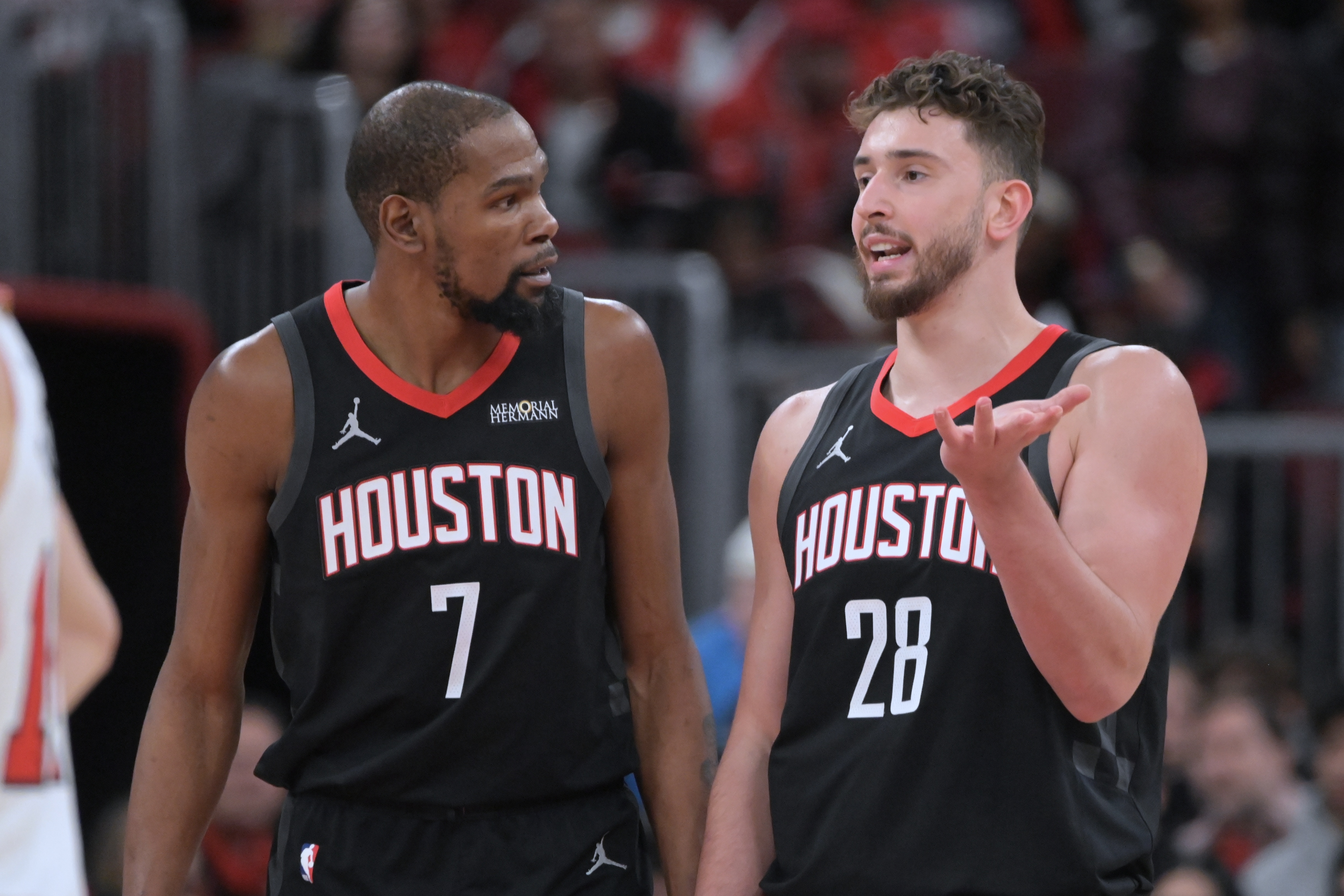 IM电竞APP-杜兰特：申京是我们第四节的能量源泉 这是我们赢球的原因